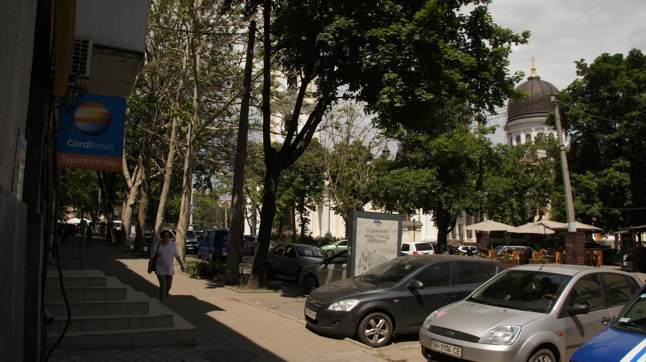 Dream Hostel Odessa エクステリア 写真