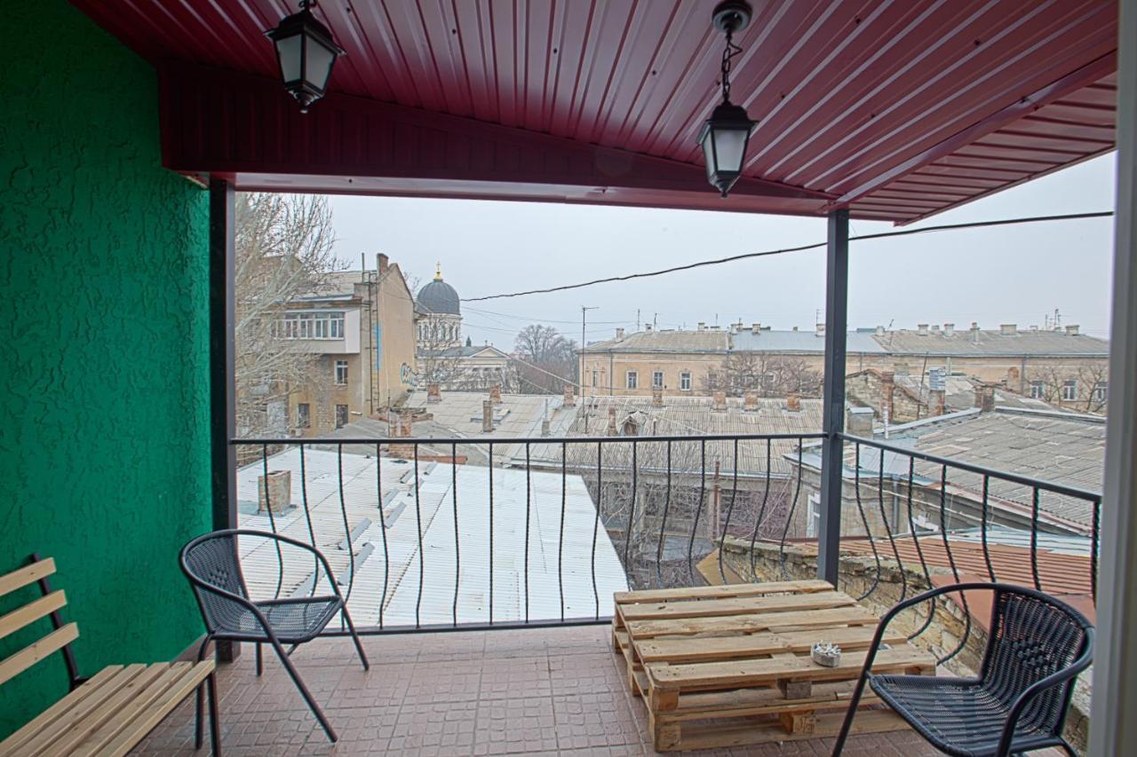 Dream Hostel Odessa エクステリア 写真